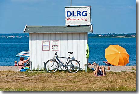 DLRG - Wasserrettung am Strand