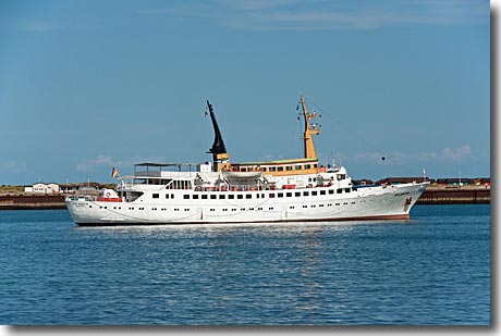 Mit der MS Atlantis nach Helgoland Mit der MS Atlantis nach Helgoland
