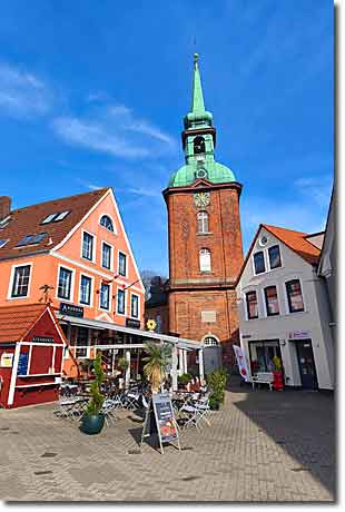 St. Nikolaikirche: Kappelns Herz im Frühling